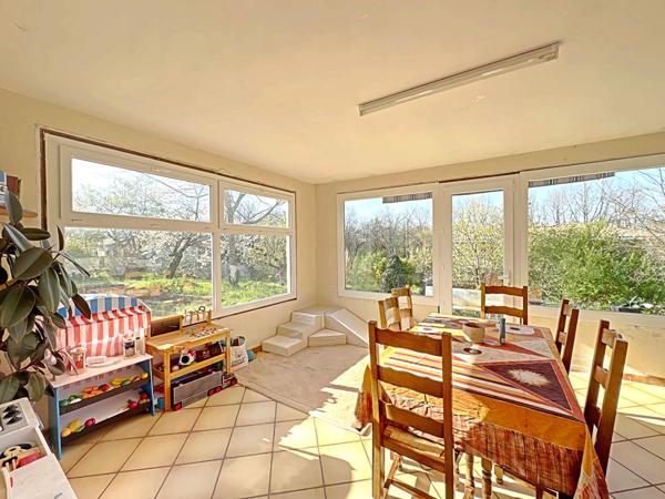 MERVILLE - ENSEMBLE IMMOBILIER DE 198 M² HABITABLES SUR UNE PARCELLE DE 2832 m² , Merville