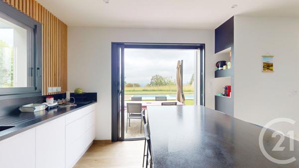 Maison à vendre  5 pièces - 159 m 2   MOUGUERRE  - 64