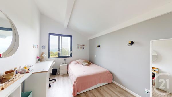 Maison à vendre  5 pièces - 159 m 2   MOUGUERRE  - 64