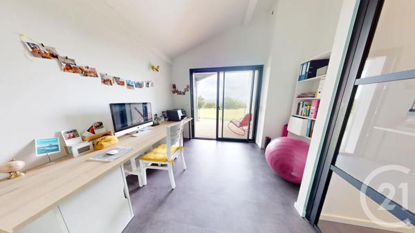 Maison à vendre  5 pièces - 159 m 2   MOUGUERRE  - 64