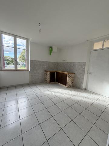 À vendre - Maison ancienne, 2 pièces située à Veigné (37250)