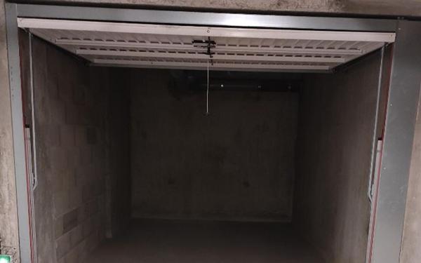 Stationnement à louer    Caluire-et-Cuire