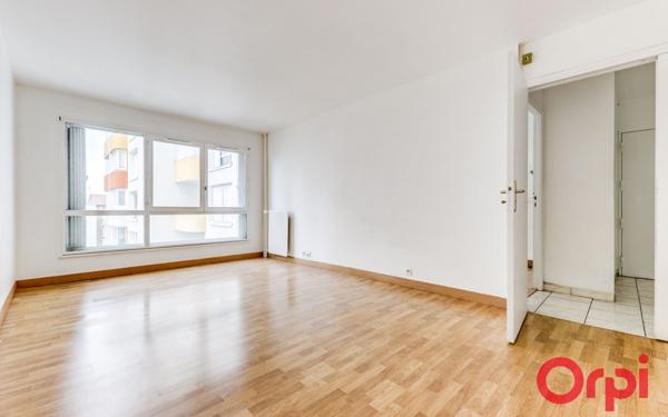 Appartement à vendre    3 pièces • 65,81 m2 Saint-Denis