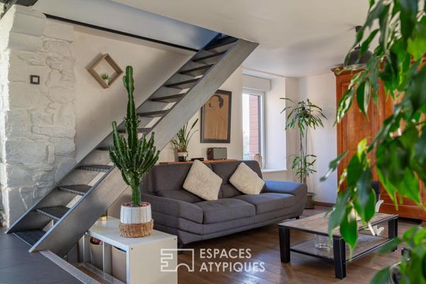 Charmante maison en pierre et son extension bois