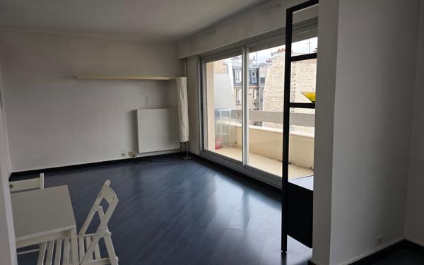 Appartement à louer    2 pièces • 47,10 m2 Paris 14