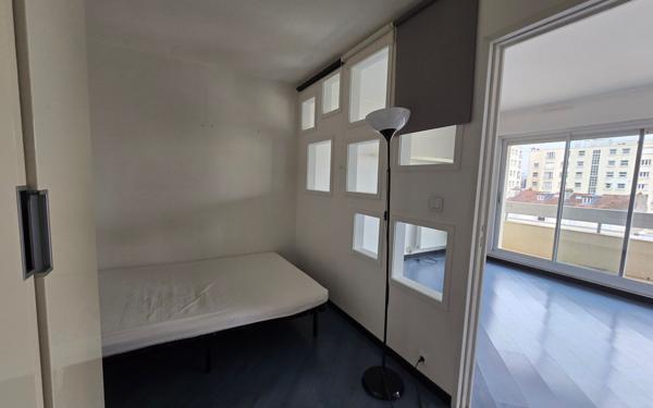 Appartement à louer    2 pièces • 47,10 m2 Paris 14