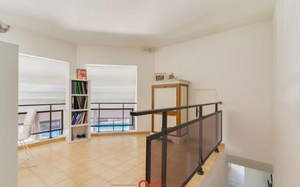 Maison à vendre    6 pièces • 223 m2 Allauch