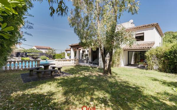 Maison à vendre    6 pièces • 223 m2 Allauch