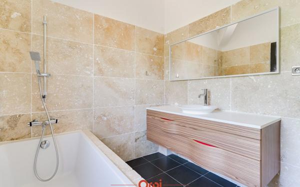 Maison à vendre    6 pièces • 223 m2 Allauch