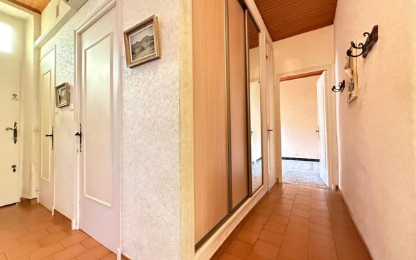 Maison à vendre    8 pièces •  Miramas