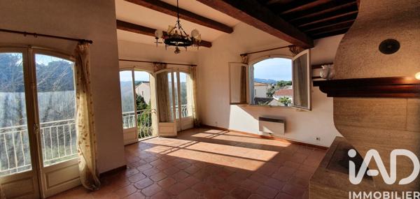 Maison à vendre 7 pièces 165 m² Aubagne