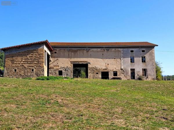 Achat - Maison Saint-Dier-d'Auvergne 63520 3 pièces 130 m 2 56416 m 2