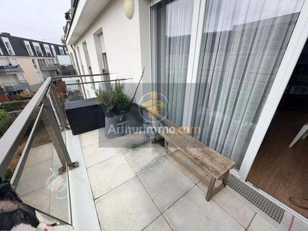 Vente                                                      Appartement
                        
                     3 pièces                                         à Gretz-Armainvilliers