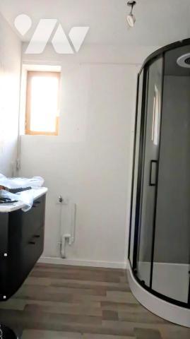 POUZAUGES CENTRE VILLE, MAISON RENOVEE, IDEALE PREMIER ACHAT OU INVESTISSEMENT.