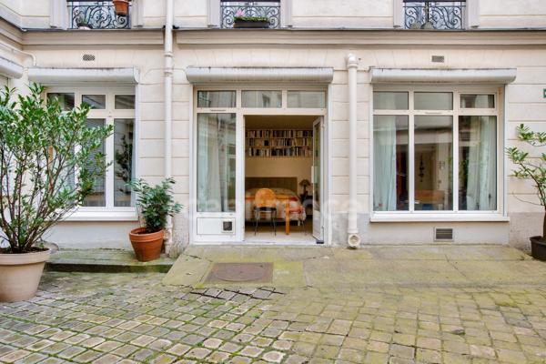 Paris 11ème Arr - Place Léon Blum/Voltaire - Appartement/Loft 53 m2 au calme dans passage privé - DPE "E" - Adapté PMR