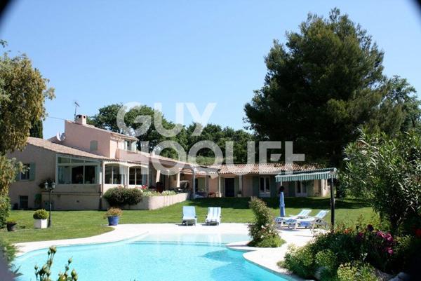 Propriété de charme - 305m² habitables - 5176m² de parc