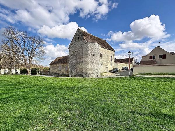 Immeuble 6 chambre(s) à vendre - Provins, Seine-et-Marne - 77