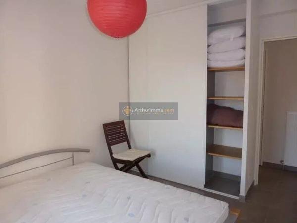 Location Appartement 4 pièces 77 m2 à Roquebrune-sur-Argens