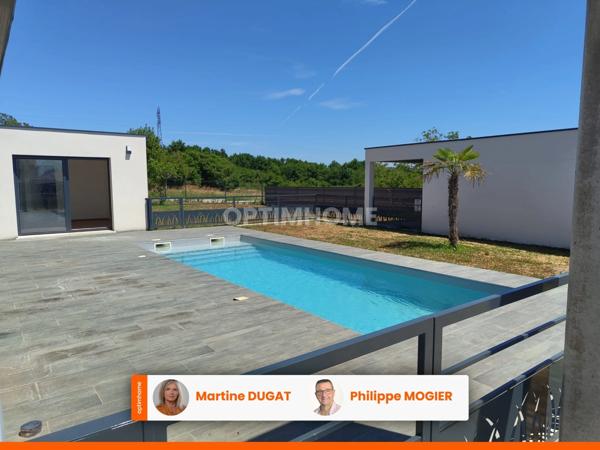 Maison de plain-pied de 2021, 3 chambres et piscine chauffée à quelques minutes de Vichy.