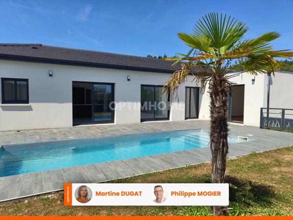 Maison de plain-pied de 2021, 3 chambres et piscine chauffée à quelques minutes de Vichy.