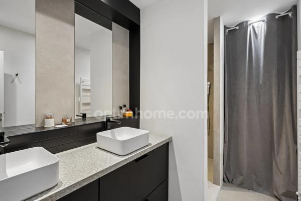 MAGNIFIQUE LOFT DE 90m2 - BOIS COLOMBES - CENTRE VILLE
