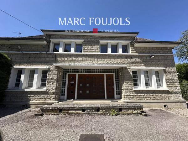 Senlis – Appartement avec cave et stationnements