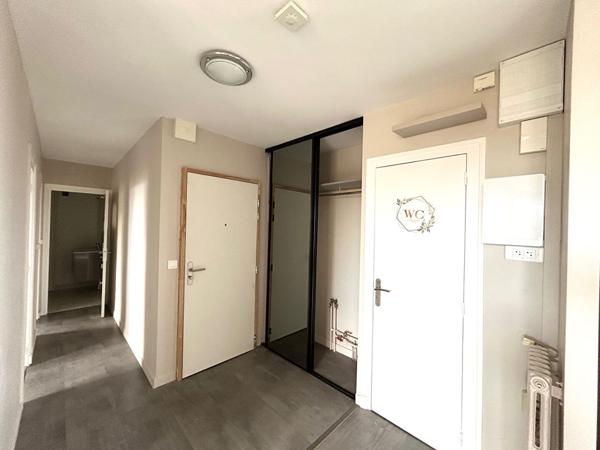 Appartement Nantes 3 pièces 61m² stationnement + cave