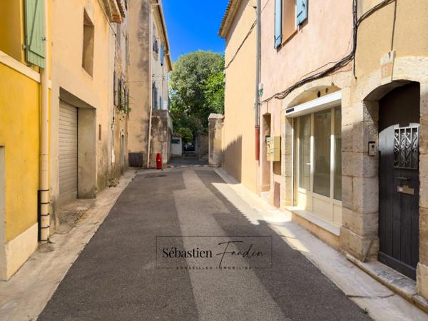 Appartement à vendre 2 pièces LE BEAUSSET (83) - RDC - rénové - paking et commerces à proximité