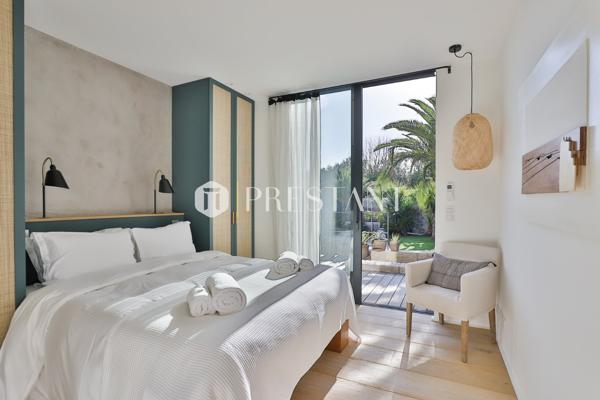 VILLAS KOSKENIA – Un domaine d’exception en location saisonnière au coeur du village avec piscine et plage à pied – 14 personnes, GUETHARY