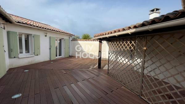 Maison à vendre à La Flotte dans un quartier calme et proche centre.