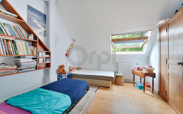 Maison à vendre    6 pièces • 178,13 m2 Le Plessis-Robinson