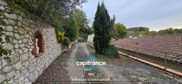 A vendre, superbe maison de plain-pied avec dépendance et vue panoramique.