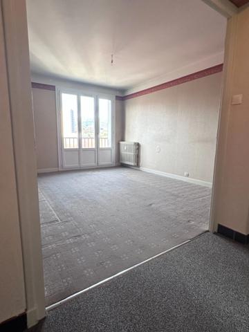 Appartement à vendre 4 pièces ()