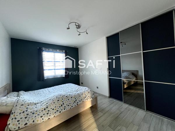 Gande pavillon de 185 m2 de 2013 dans le centre de DANGE