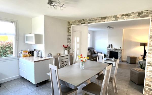 Maison à vendre    3 pièces •  Ychoux