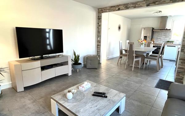 Maison à vendre    3 pièces •  Ychoux