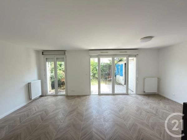 Maison à vendre  5 pièces - 96,20 m 2   EVRY  - 91