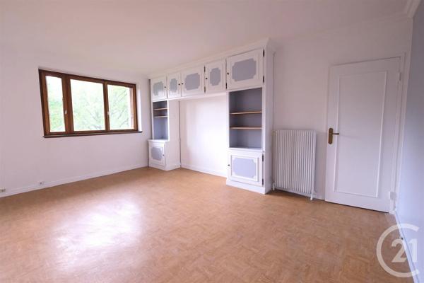 Appartement à vendre  4 pièces - 66 m 2   VERSAILLES  - 78