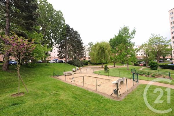 Appartement à vendre  4 pièces - 66 m 2   VERSAILLES  - 78