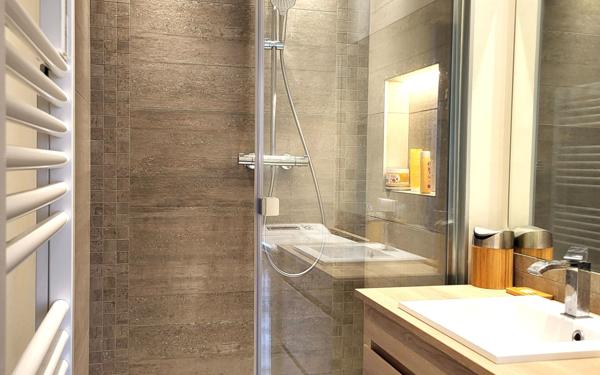 Appartement à vendre    3 pièces • 56 m2 Biarritz