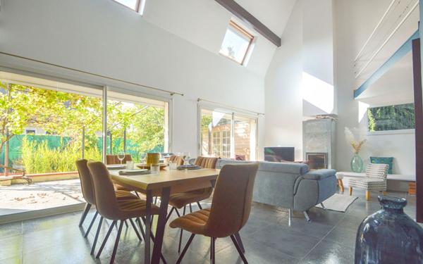 Maison à vendre    4 pièces • 153 m2 Jurançon