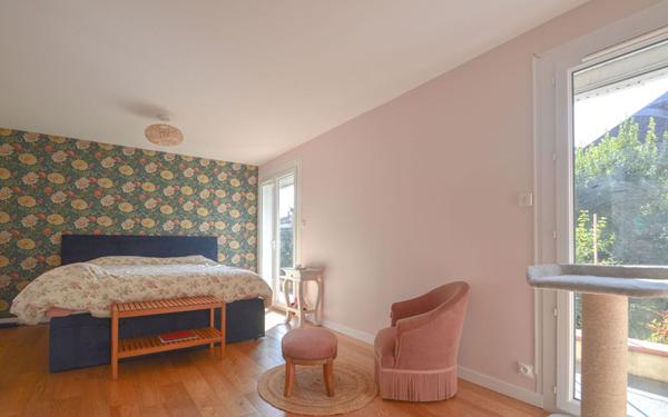 Maison à vendre    4 pièces • 153 m2 Jurançon