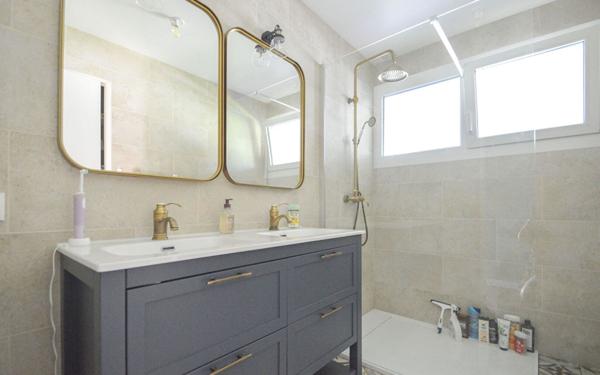 Maison à vendre    4 pièces • 153 m2 Jurançon