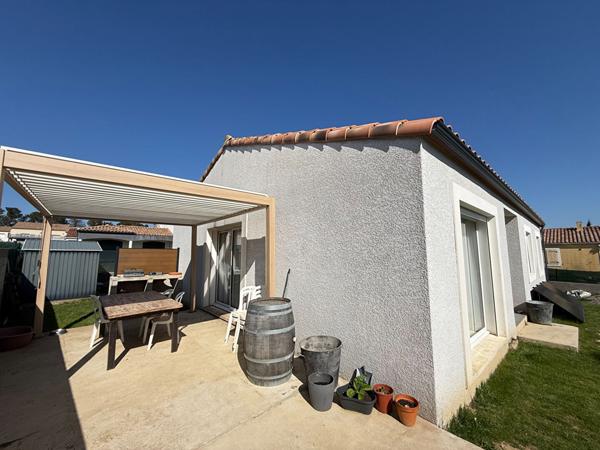 PAVILLON CLIMATISE DE PLAIN PIED 3 CHAMBRES JARDIN A LAVALETTE