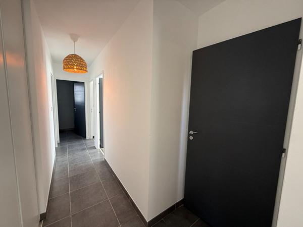 PAVILLON CLIMATISE DE PLAIN PIED 3 CHAMBRES JARDIN A LAVALETTE