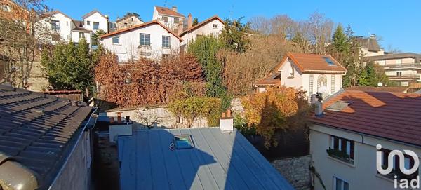 Appartement 2 pièces de 52 m² à Chaville (92370)