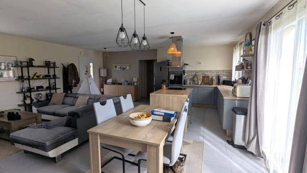 10 minutes d’Archiac, charmante maison de plain-pied avec jardin