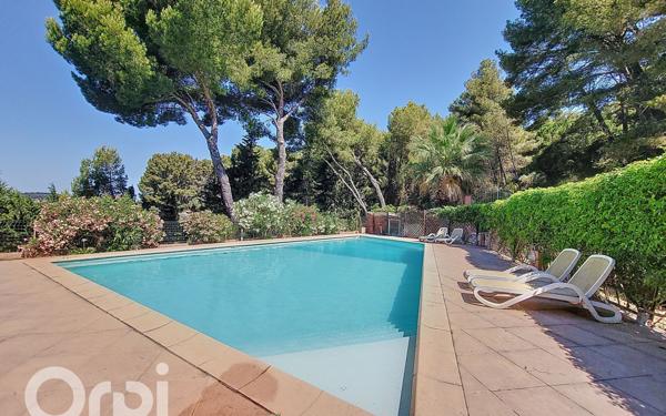 Appartement à vendre    4 pièces • 86 m2 Le Beausset