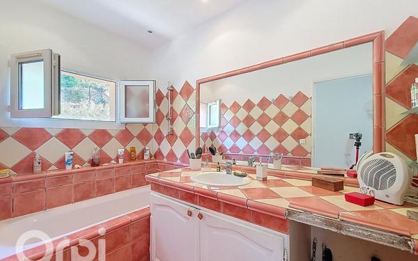 Appartement à vendre    4 pièces • 86 m2 Le Beausset