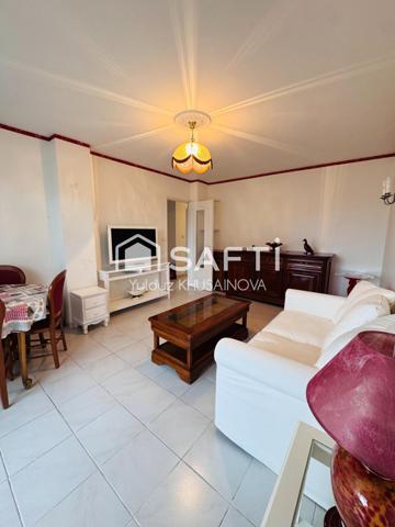 GRAND APPARTEMENT DE TYPE 3 , TRAVERSANT ET LUMINEUX